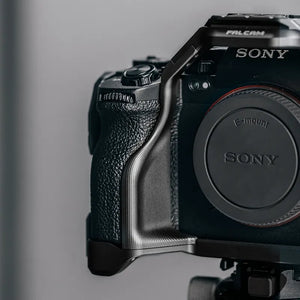 Ulanzi Falcam F22 & F38 & F50 Quick Release CameraCage for Sony A7RV C00B3605