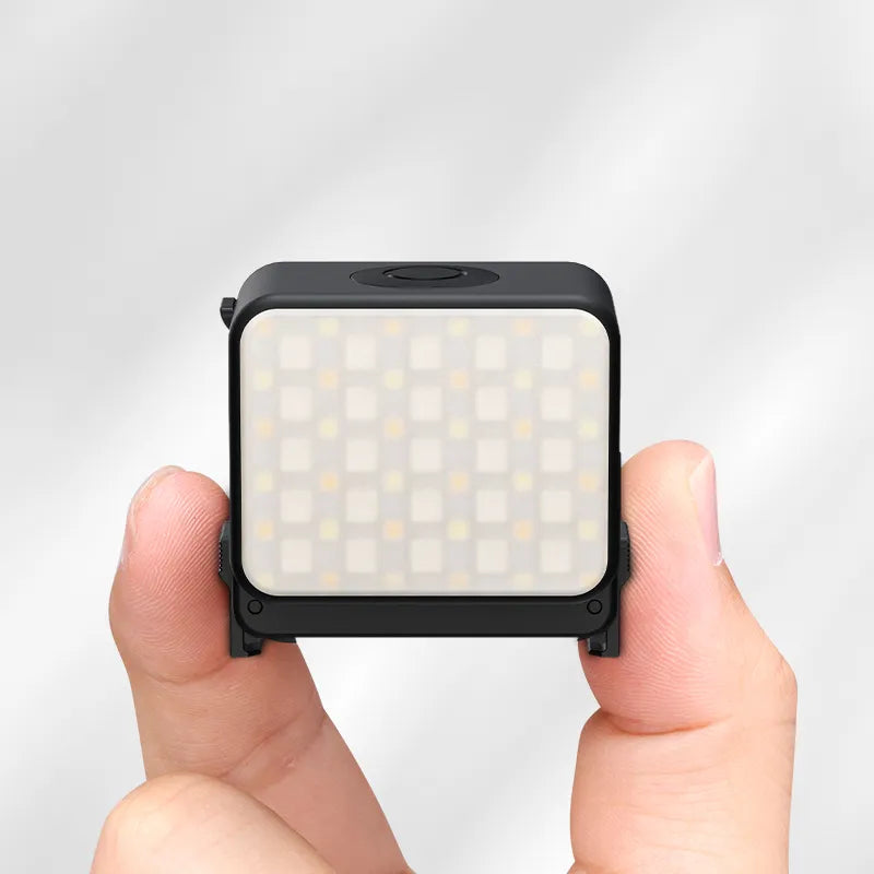 Ulanzi LM18 Mini LED Videoleuchte für DJI Osmo Action 4/3 & Pocket 3 L042GBB1